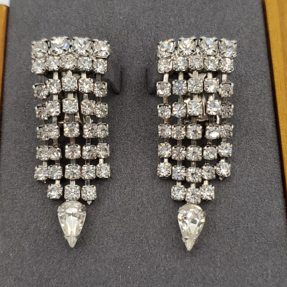 Vintage Rhinestone Chandelier Clip Earrings